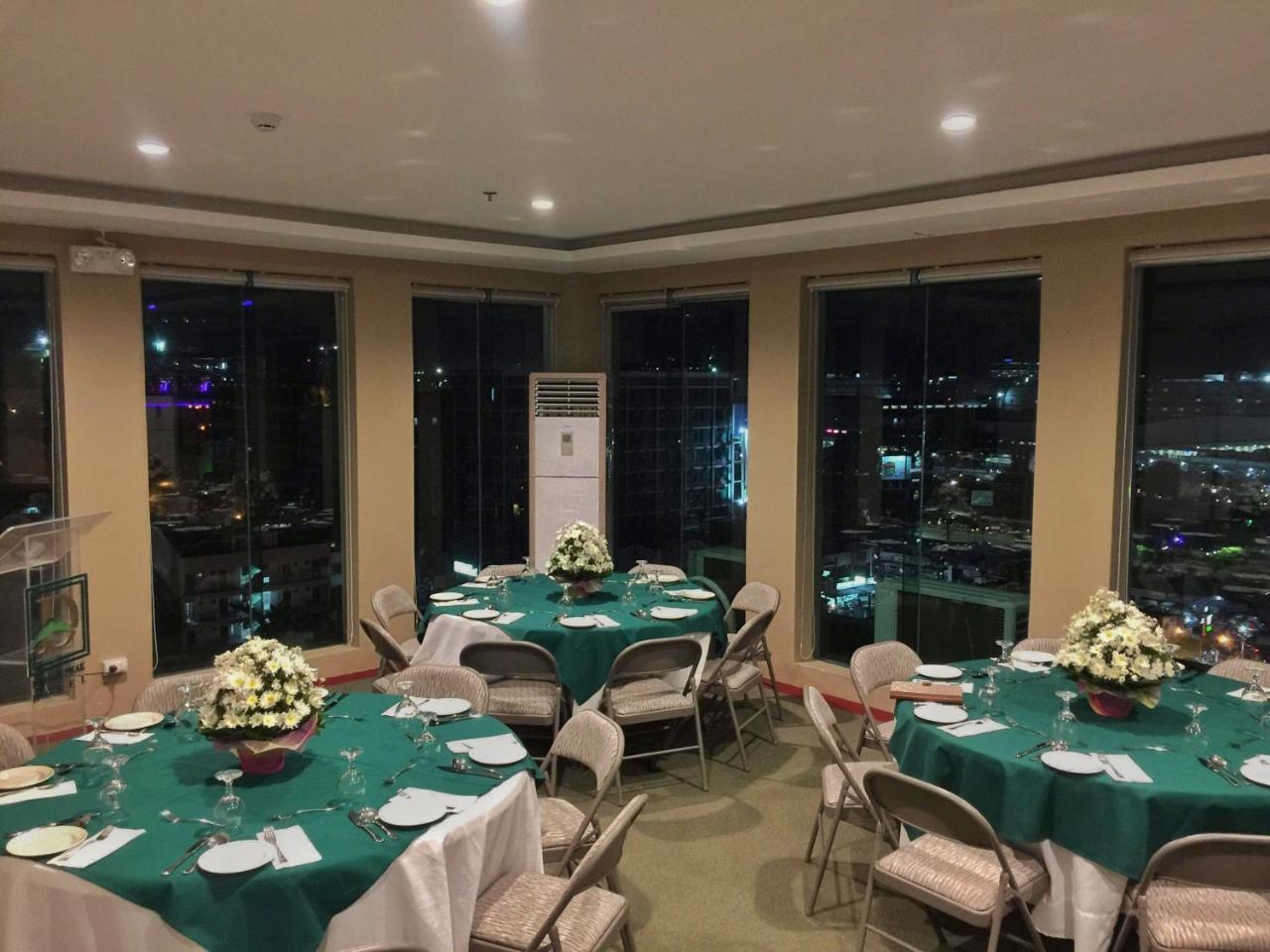 Dalian Peak Hotel Angeles Zewnętrze zdjęcie